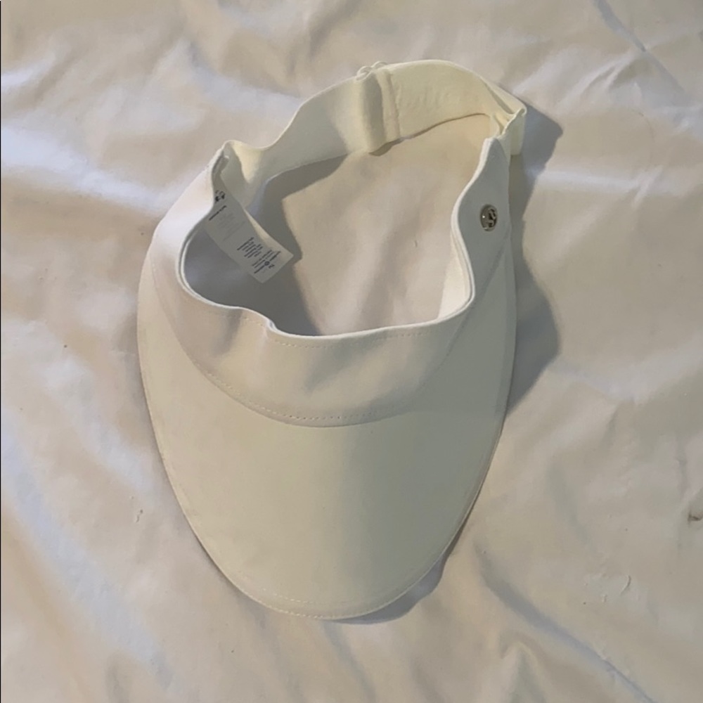 Lululemon visor